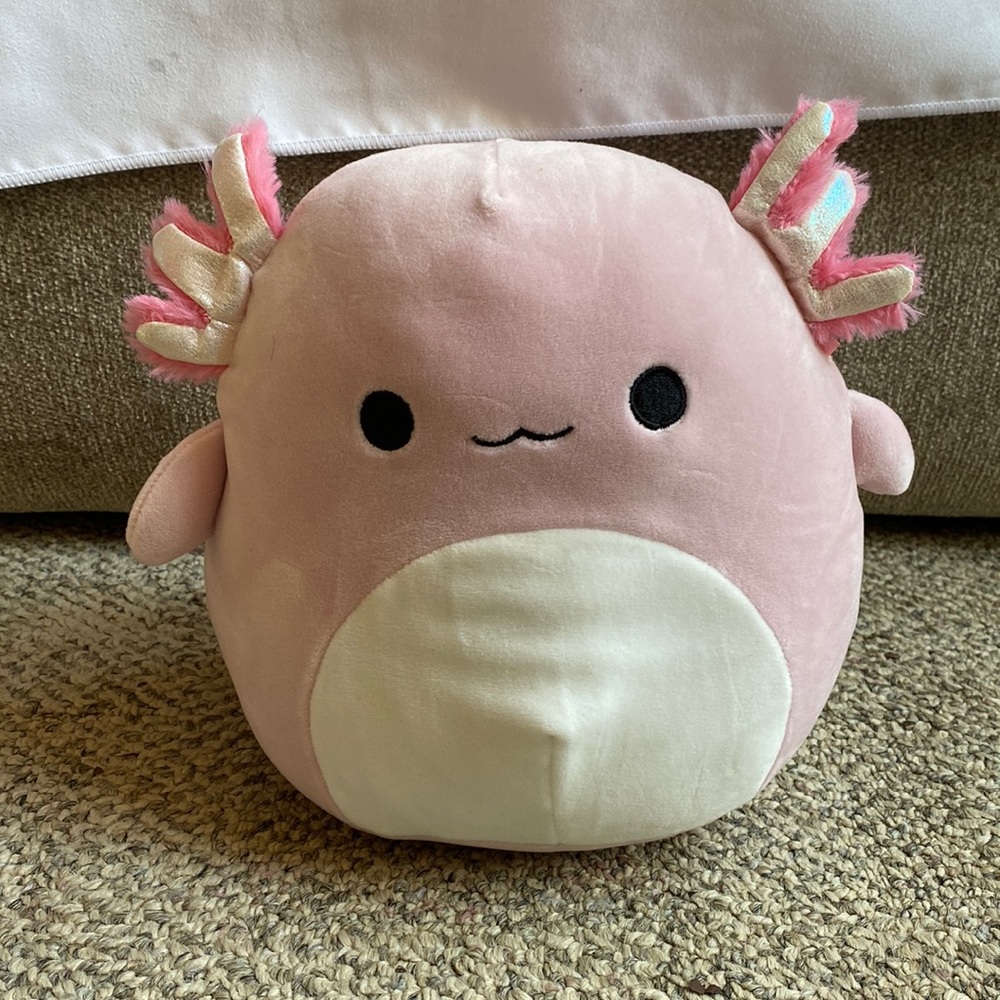CB Archie the Axolotl Squishmallow